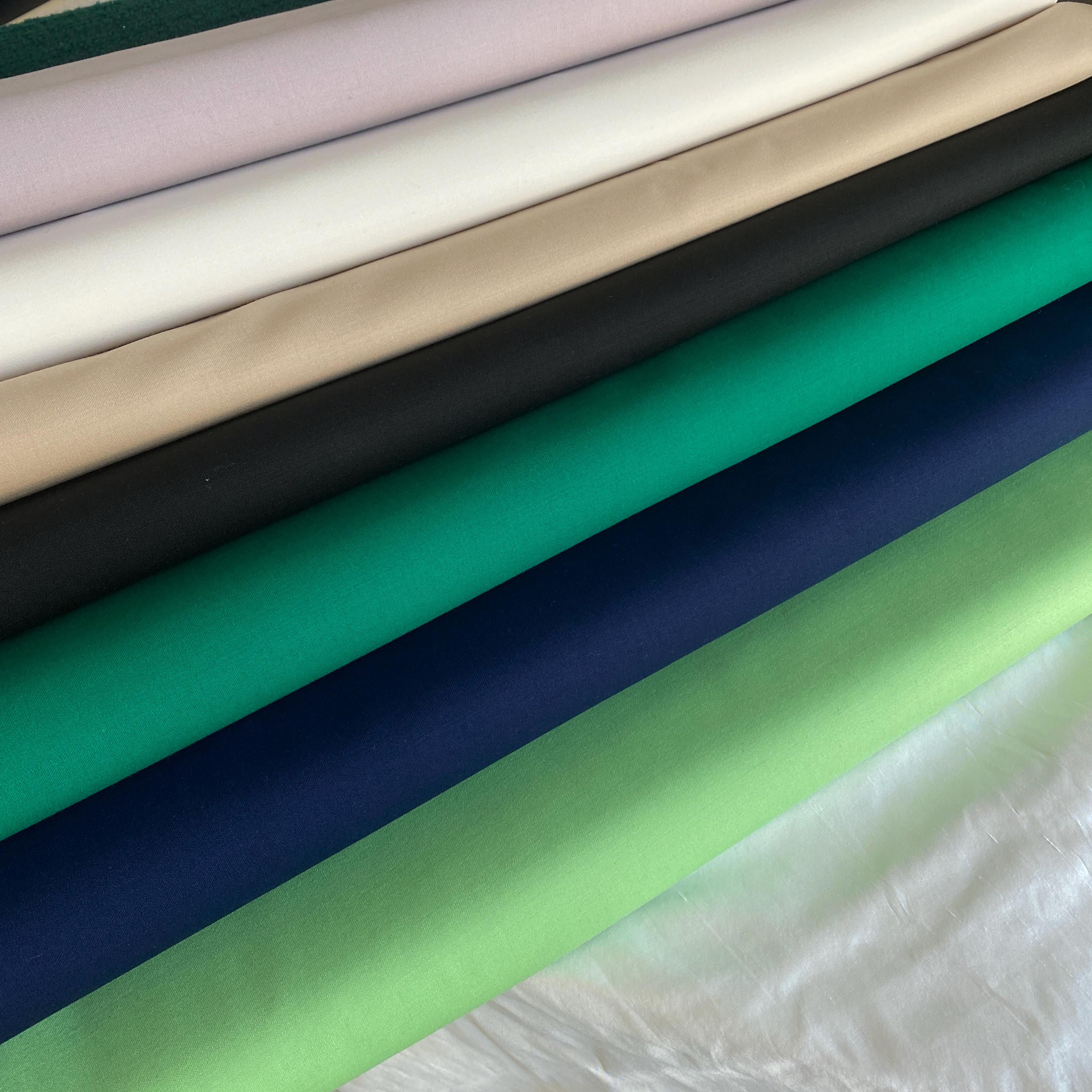 Italian Wool Satin Faille Fabric – Stretch Suiting Material, Solid Color, 57" Wide – Ideal for Suits, Skirts, Pants