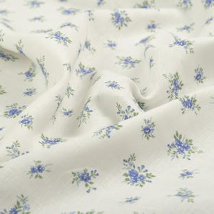 Italian Linen Fabric by the Yard Designer Fabric Exclusive Collection Versatile Chic Linen Perfect for Clothing & Crafts 57&quot; / 145 cm Wide