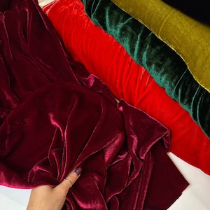 Italienischer Seidensamtstoff Designer Luxusseide Preis für einen Meter (1,1 Yard) 55 ”breites (140 cm) Samtseide-Gewebe für Kleidung u