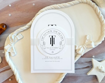 Invitación de boda NFC de LuxeLink: diseño elegante con banda de vitela