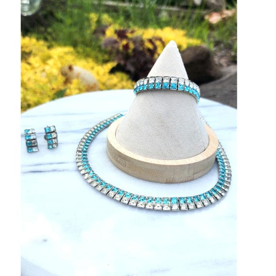 Green Art Deco Channel Set Necklace And Bracelet … - image 1