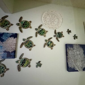 Decoración de pared de madera en capas con diseño de familia de tortugas marinas - Juego de 3 imagen 5