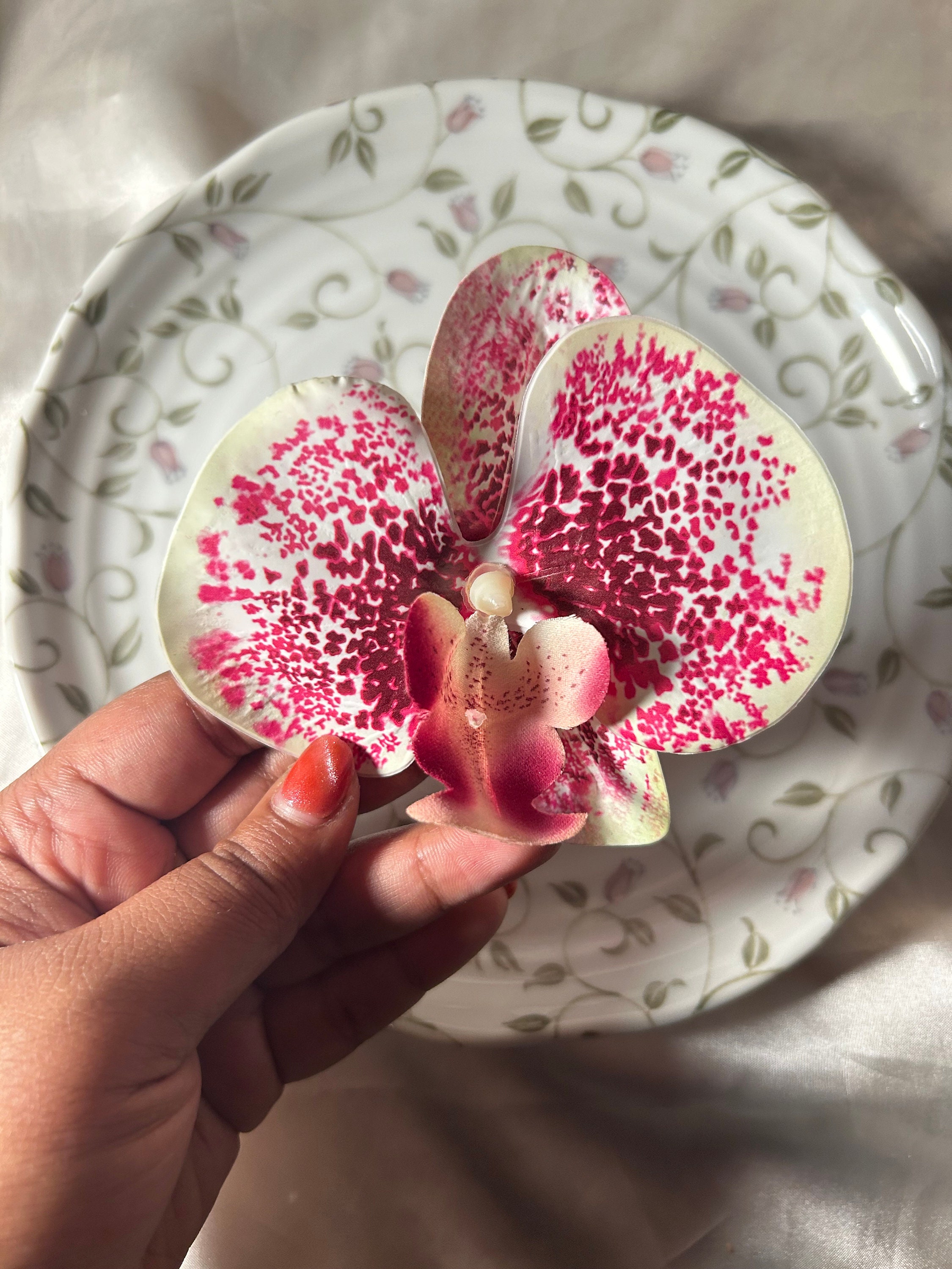 Exquisite Ivory Beaded Orchid Floral Hair Clip Barrette 4 In. Made in France Preserved Orchid Hair Clip - Etsy main image 4