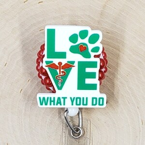Veterinarian Badge Reel | Pawprint Badge Reel | Dog Badge Holder | Vet Tech Gift | Cat Badge Reel | Vet Technician Retractable Badge Reel