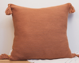 Lumi Living Soft Cotton Rib Knit Textured Throw Pillow Cover with Tassels (Rust) 18x18