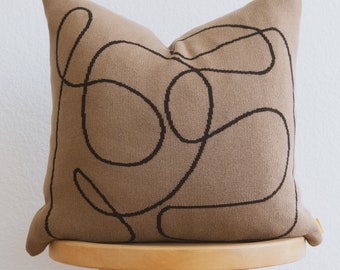 Lumi Living Soft Cotton Knitted Throw Pillow Cover Abstract line 18x18 in Mocha or Baked Clay