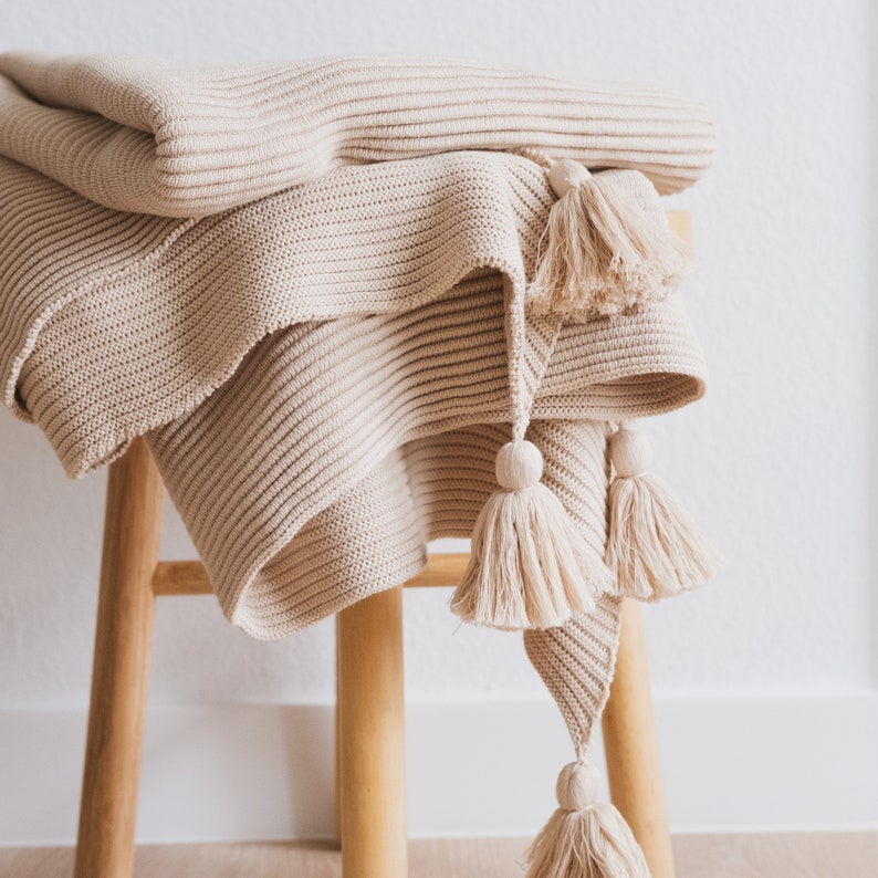 Lumi Living 100% Soft Cotton Textured Raised Stripes Rib Knit Throw Blanket with Tassels Neutral