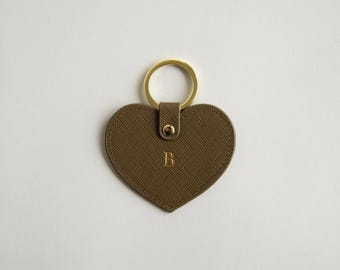 Personalized Leather Heart Keychain – Custom Stamped Initial Keyring, Minimalist Design
