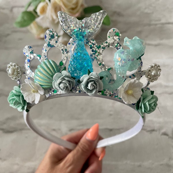 Couronne d'anniversaire de sirène, accessoires de fête pour filles, cadeaux d'anniversaire pour filles, diadème de sirène, couronne de sirène, fête de sirène