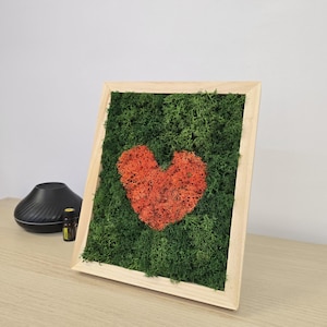 Heart Moss Wall Art – Preserved Reindeer Moss in Wood Frame | Handmade No-Maintenance Décor, Wedding & Valentine Gift