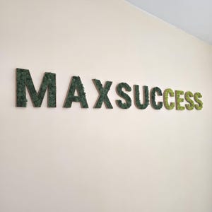 Custom Name Signs & Business Logos, 3D Printed Moss Letters – Scandinavian Reindeer Moss Wall Art, 17.5×14 cm (6.9×5.5")