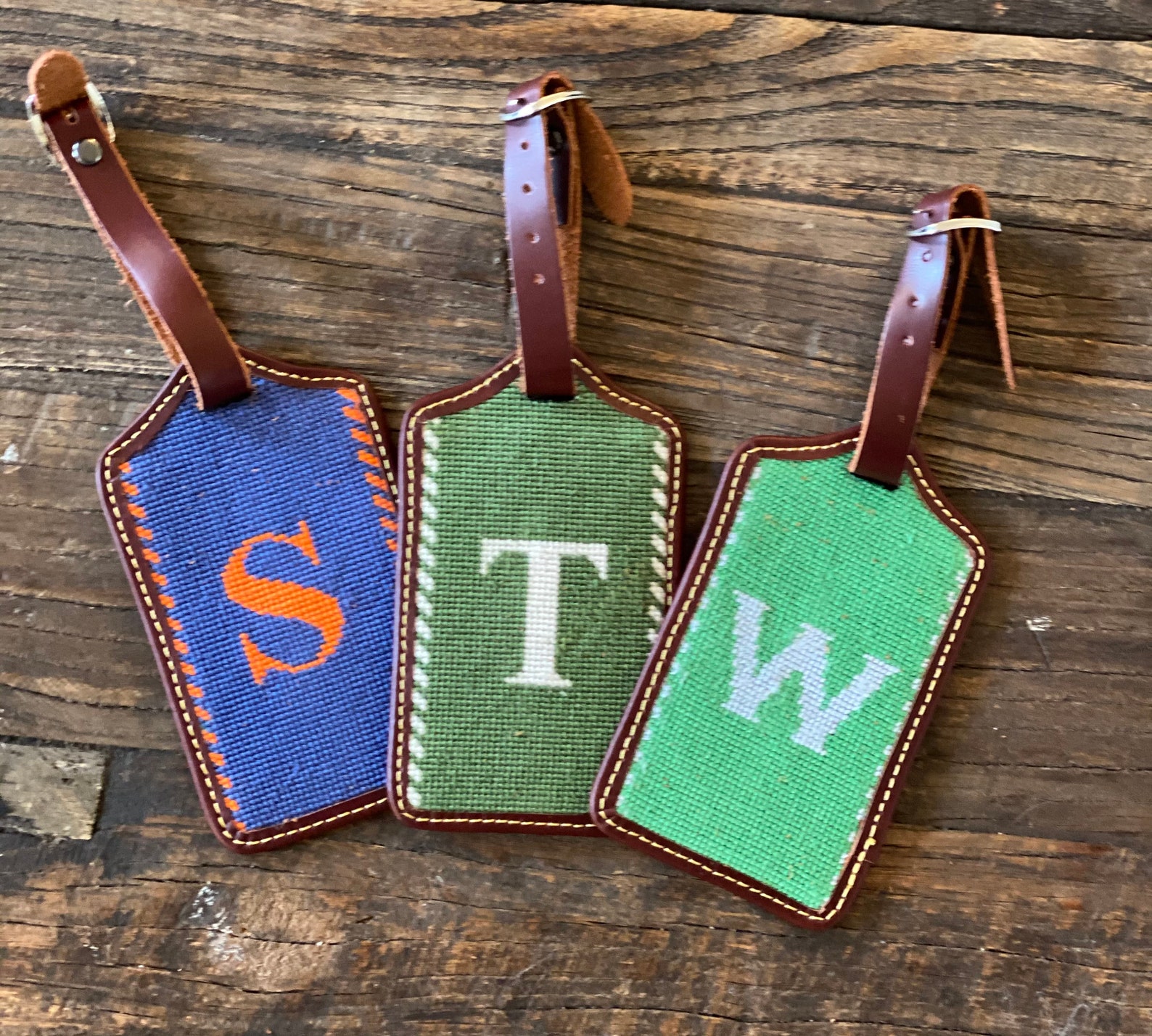 HandStitched Needlepoint Luggage Tag Monogram Etsy.de