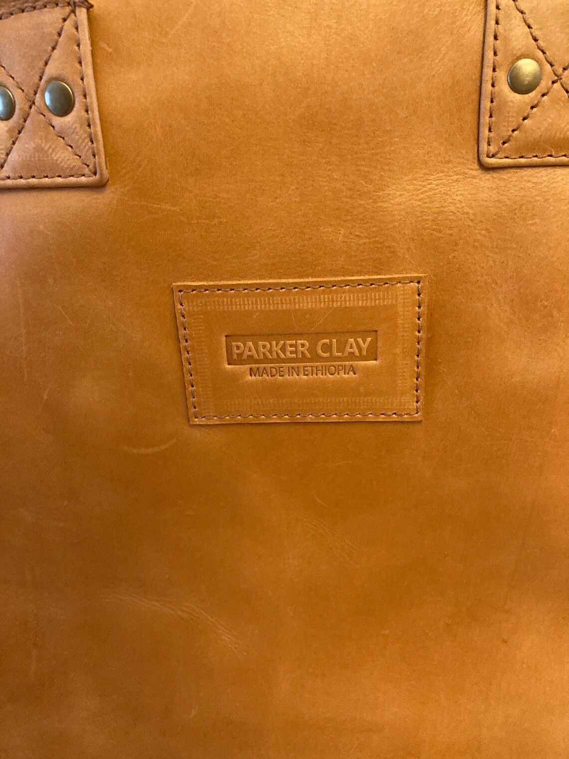 parker clay entoto zip tote