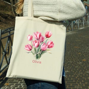 Blumenmuster Tote Bag – Personalisierbare Tasche für Alltag und besondere Anlässe