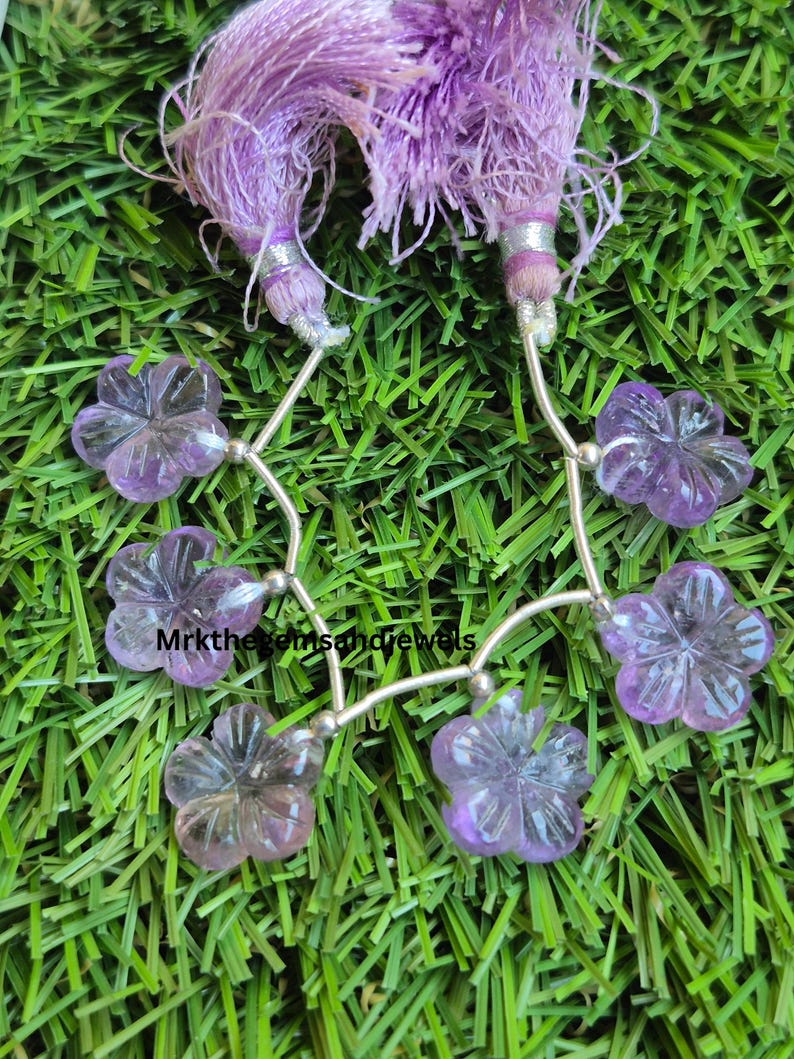 6 perle di ametista naturale intagliate a forma di fiore / Perle di pietra preziosa viola da 14 mm / Intaglio di ametista fatto a mano per la creazione di gioielli immagine 2