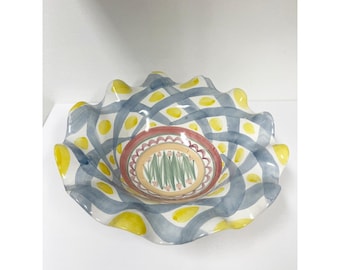 MacKenzie Childs Aalsmeer Handbemalte Servierschüssel Geriffelter Rand 32,5 cm