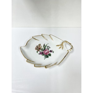 Vintage Royal Copenhagen Saxon Flower Leaf Dish Denmark 1923-1934 Backstamp