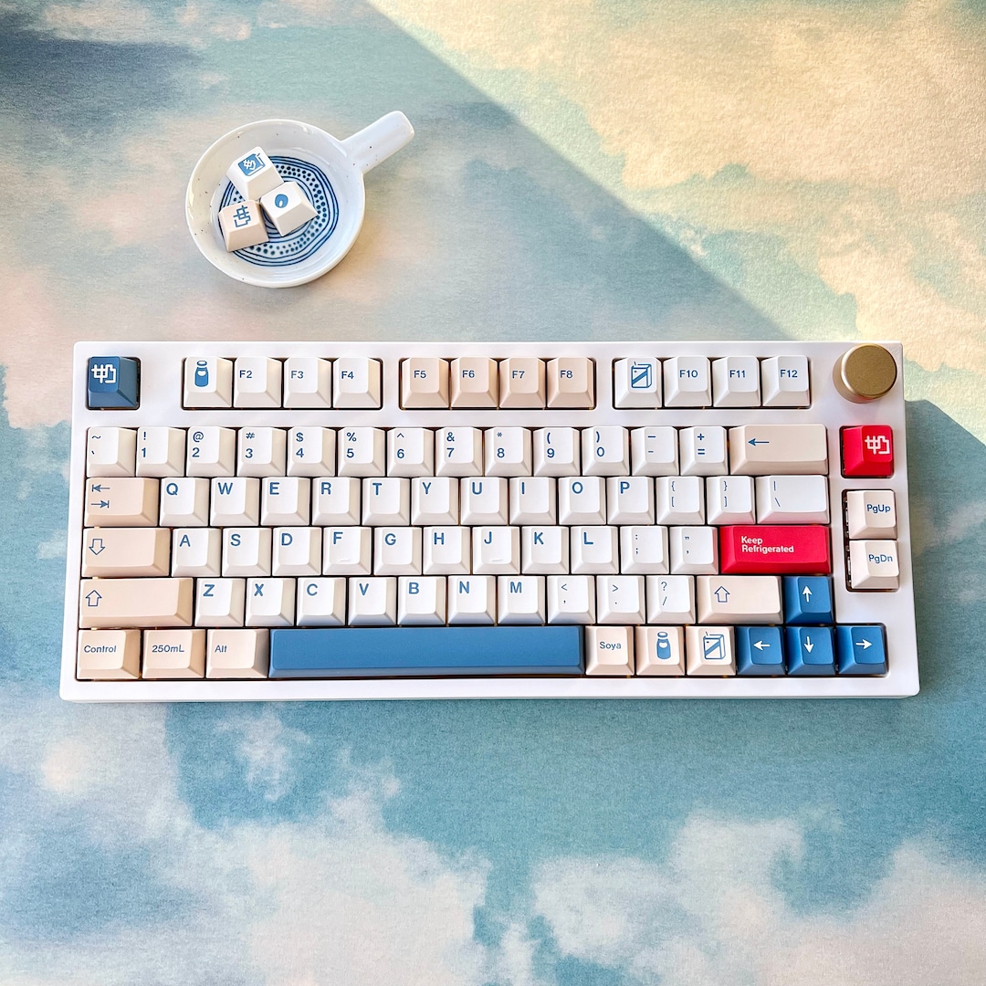 Soy Milk Keycap Set, Cherry and MOA Profile, Cute Art, PBT