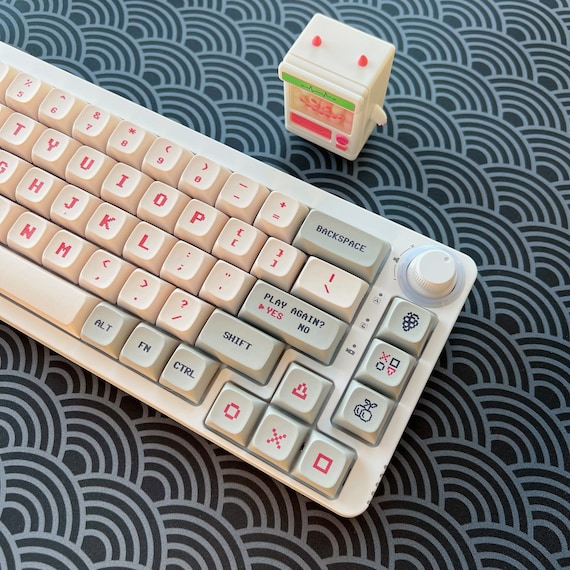 Retro Gaming Keycap Set, XDA Profile, Pixel Art , Cherry MX Stem