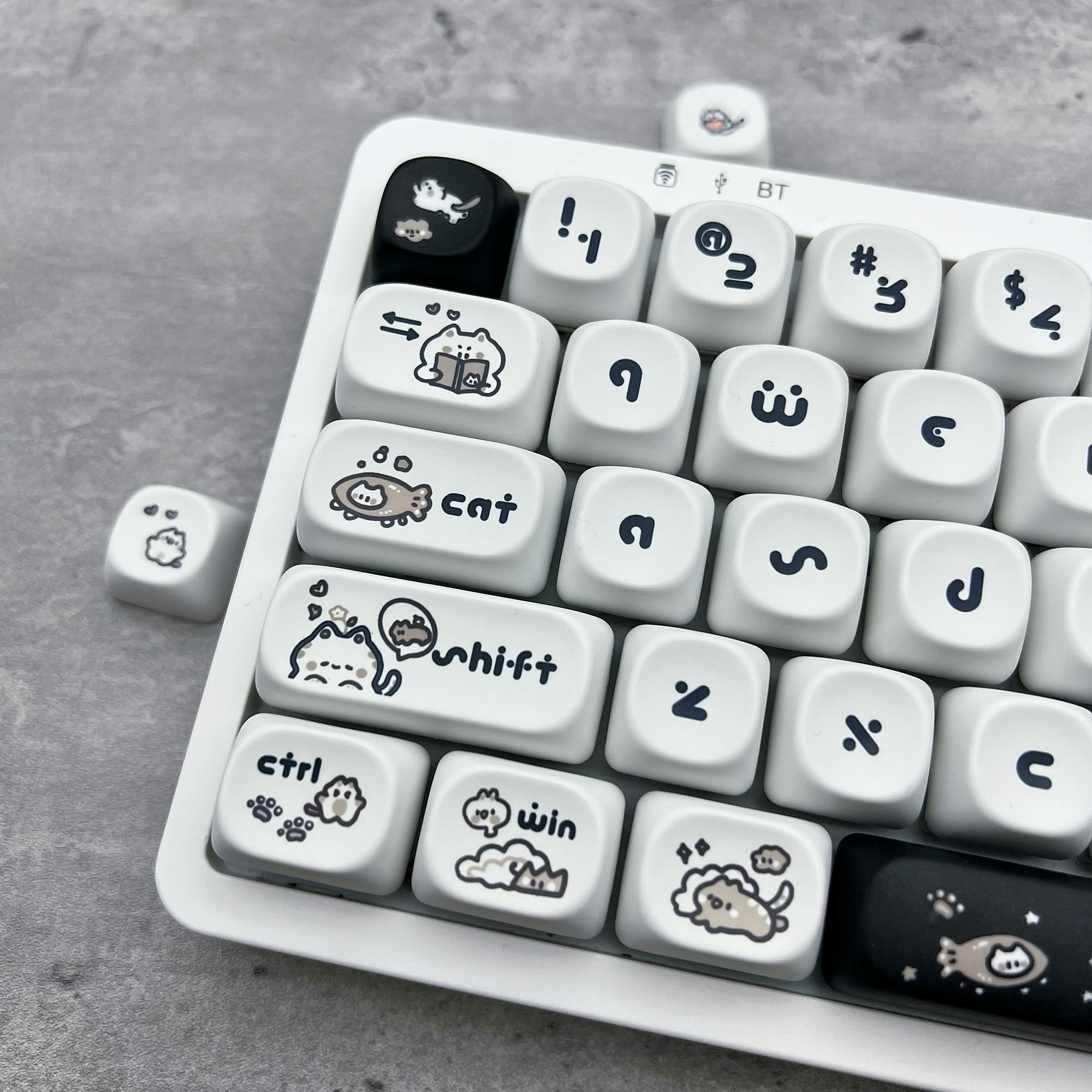 Happy Kitten Keycap Set, MOA Profile, Cute Art, PBT, Cherry MX