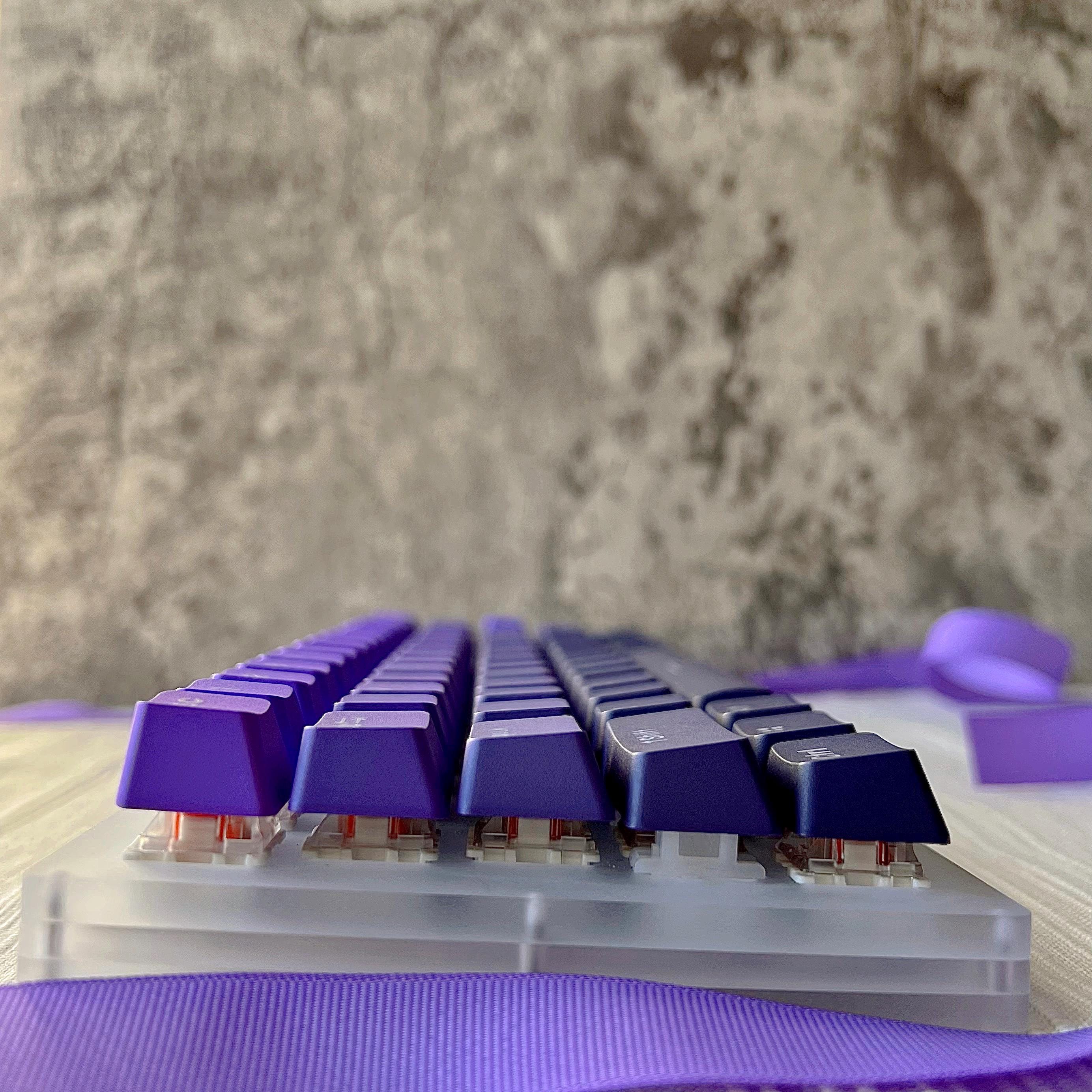 PBT Doubleshot Purple Keycaps Gradient Backlit Side Print OEM Profile Keycaps Shine Through Custom Keyboard Keycaps Set 105 Keys For Cherry Gateron MX Switches Mechanical Keyboard