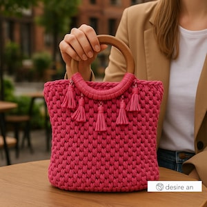 Crochet Bag Pattern PDF with Tassels: Easy Beginner Project (Digital Download- Video Tutorial)