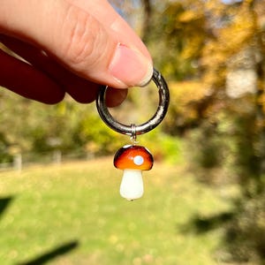 Mushroom Keychain | Cute Toadstool Lampwork Glass Charm | Whimsical Cottagecore Keyring Accessory | Fantasy
