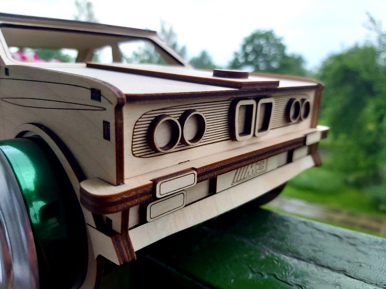 Porte-bière, puzzle 3D BMW, modèle réduit de voiture, fichier laser (svg, dxf, cdr, pdf) pour matériaux de 3 mm image 13