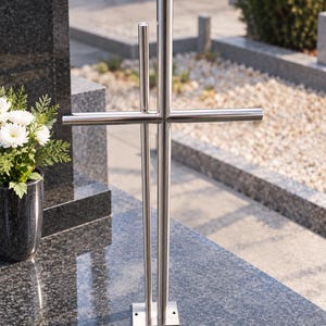 Cruz de túmulo moderna dupla em aço inoxidável – Cruz de cemitério feita à mão
