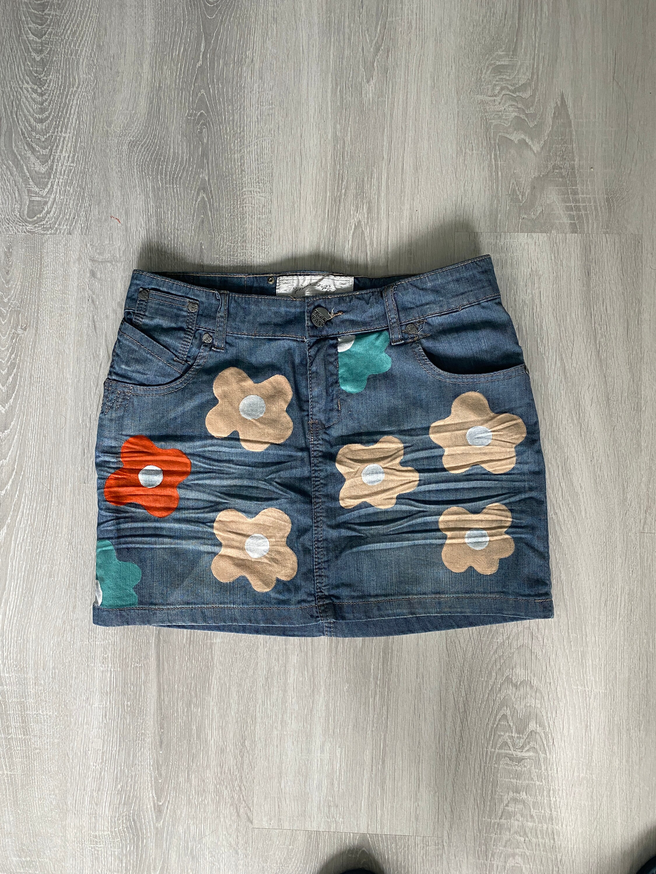 スカート HOLIDAY PAINT DENIM DRAWSTRINGS SKIRT HOLIDAY PAINT DENIM