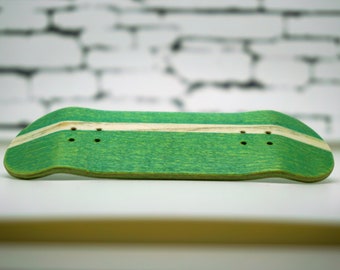 Green Fingerboard Deck 32 x 98 mm Classic Mold