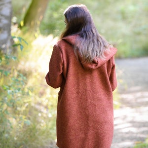 Walk coat for women made of 100% virgin wool rust for the transition image 8