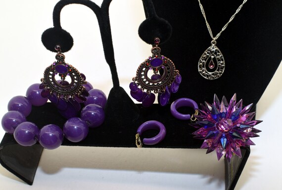 Vintage assorted purple set - image 2
