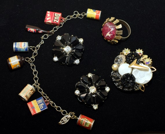 Vintage assorted jewelry set - image 2