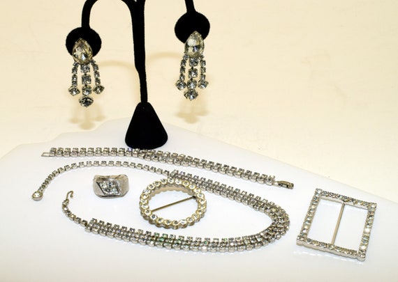 Gorgeous vintage clear rhinestone jewelry set - image 4