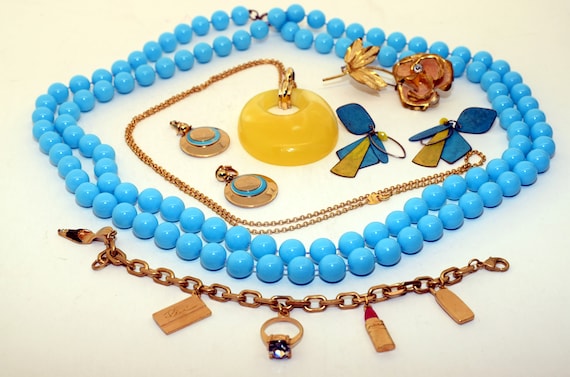 Vintage assorted jewelry set - image 1