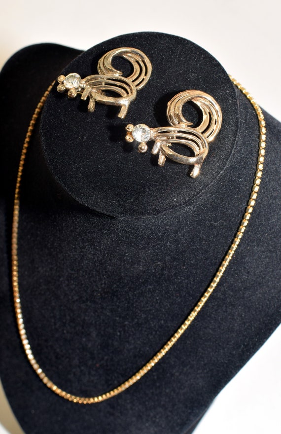 Vintage assorted jewelry set