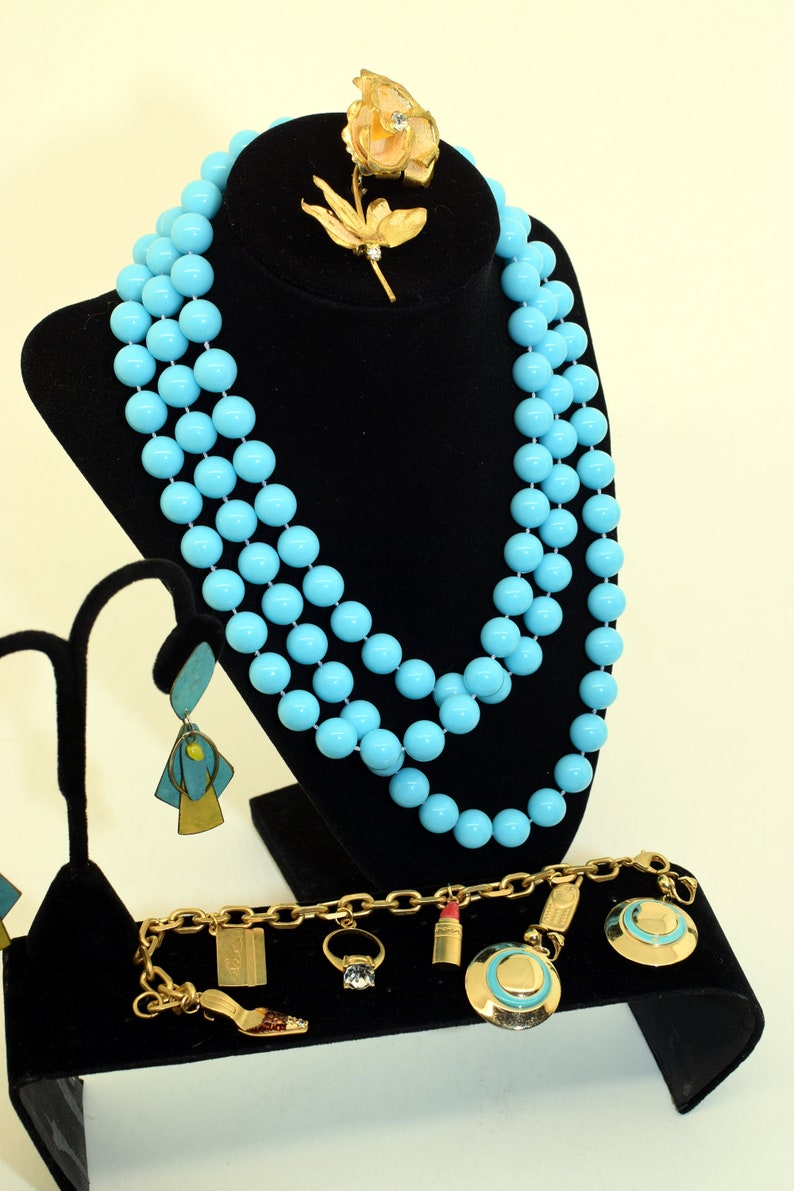 Vintage assorted jewelry set image 2