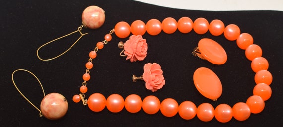 Vintage orange assorted set - image 3