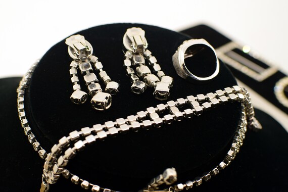 Gorgeous vintage clear rhinestone jewelry set - image 2