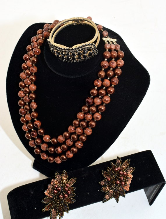 Vintage jewelry set - image 1