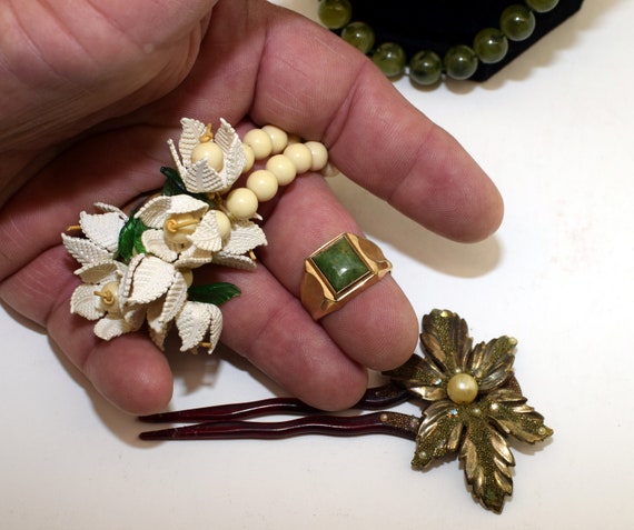 Vintage assorted fun set - image 2