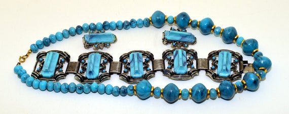 Unsigned turquoise colored set - image 4