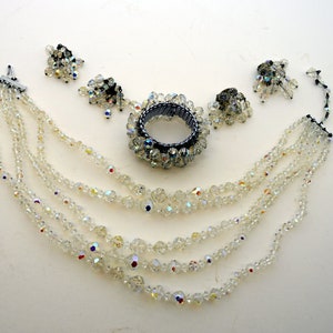 Vintage 1950s 4 piece crystal/bead set