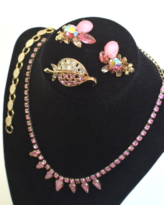 Vintage pink set w Sara Cov bracelet