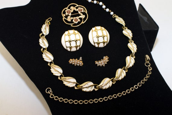 Vintage jewelry set - image 3