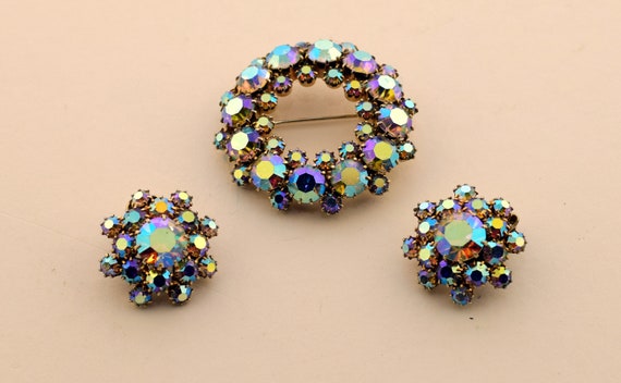 Vintage brooch/pin and clip earrings set - image 2