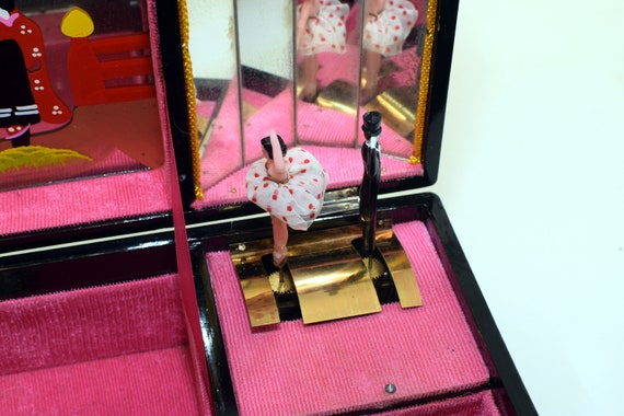 Vintage Crestline Japan rare jewelry box