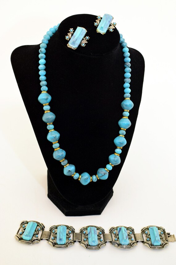 Unsigned turquoise colored set - image 2