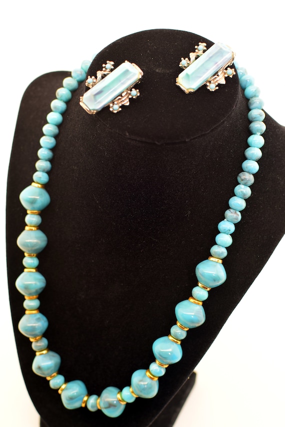 Unsigned turquoise colored set - image 3